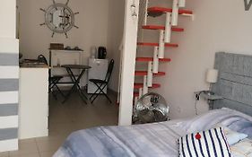 Le Petit Radieux